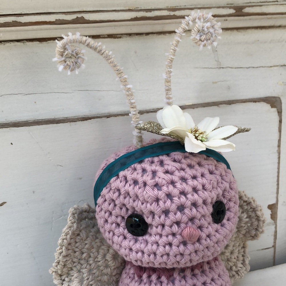 Crocheted Bumblebee 🐝 - Picture 2 of 5